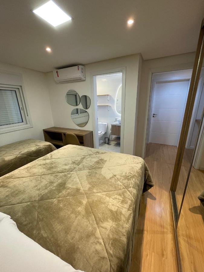 Apartamento Espetacular, 2 Suites, A 30M Da Rua Coberta 그라마도 외부 사진