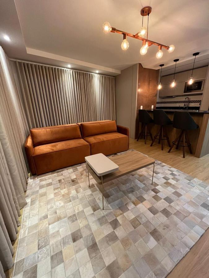 Apartamento Espetacular, 2 Suites, A 30M Da Rua Coberta 그라마도 외부 사진