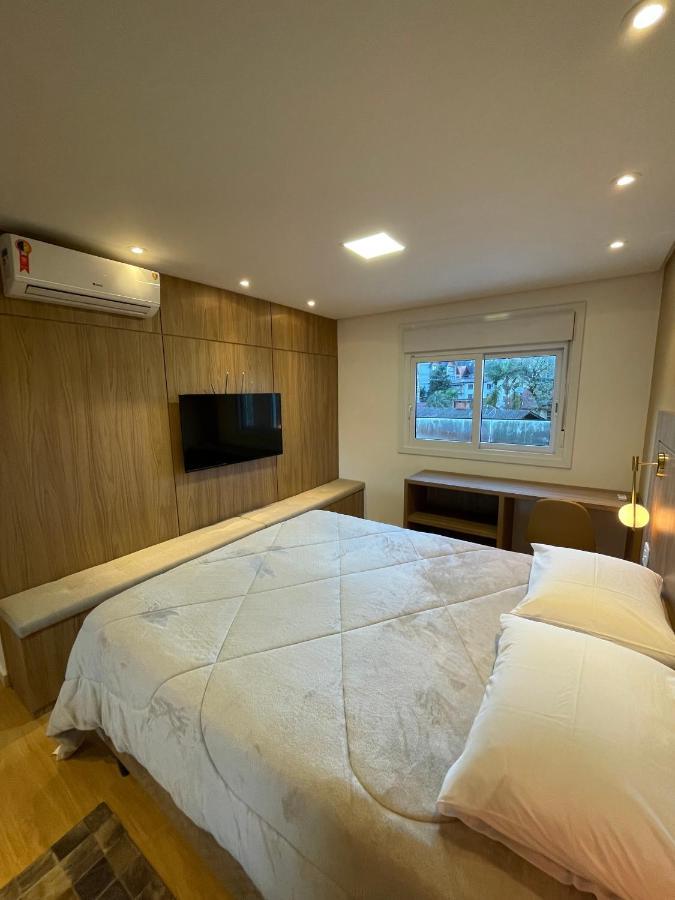 Apartamento Espetacular, 2 Suites, A 30M Da Rua Coberta 그라마도 외부 사진