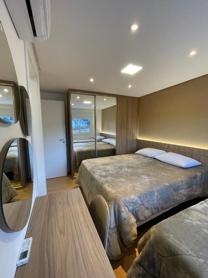 Apartamento Espetacular, 2 Suites, A 30M Da Rua Coberta 그라마도 외부 사진