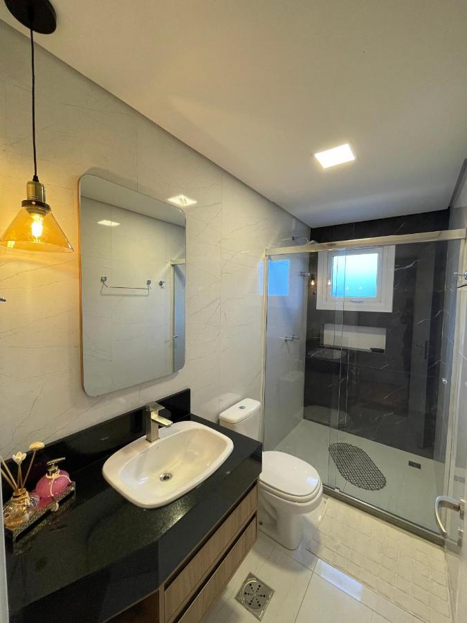 Apartamento Espetacular, 2 Suites, A 30M Da Rua Coberta 그라마도 외부 사진